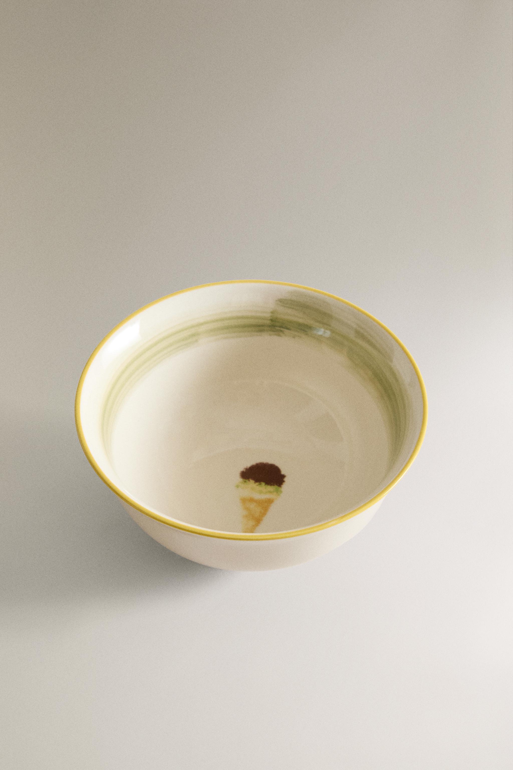 STONEWARE BOWL WITH ICE CREAM DESIGN